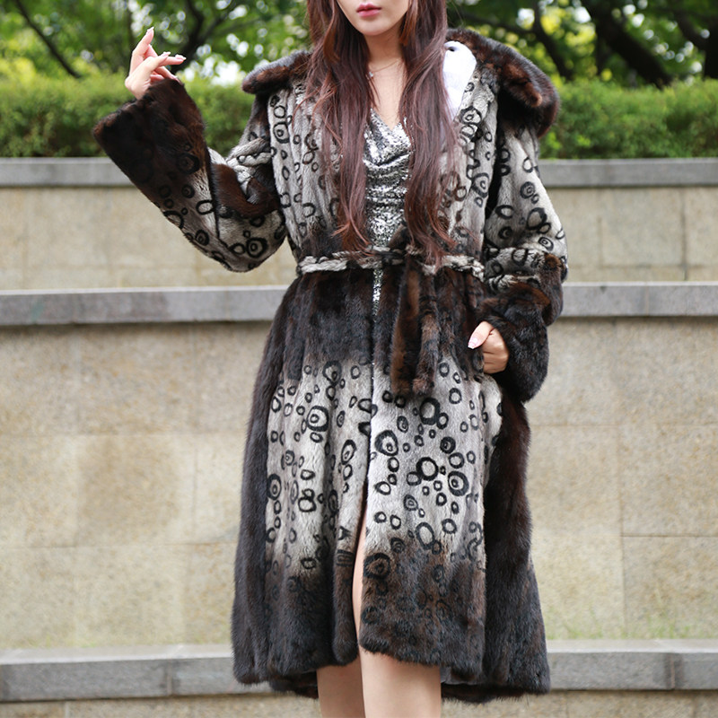 貂皮大衣女士中长款2021秋冬新款整貂水貂皮草进口天鹅绒时尚保暖