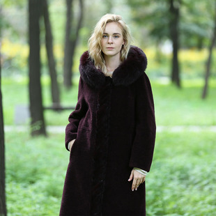 羊剪绒大衣女中长款 2027大狐狸毛领 连帽颗粒皮草外套皮毛一体女装