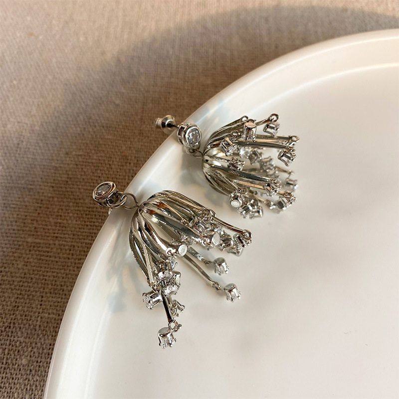 流苏烟花瀑布耳钉小众珍珠耳钉开口戒指女锆石