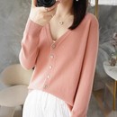 秋冬保暖针织衫女V领长袖毛衣打底衫百搭上衣不起球QYG