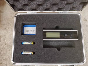 精密光泽度计油漆涂料瓷砖石材纸张金属光泽度测试仪测光仪抛光机