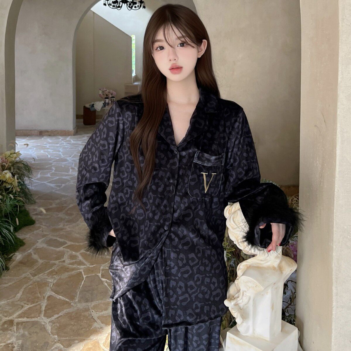 源头厂货秋季新款睡衣女金丝绒羽毛豹纹字母女士高级感家居服