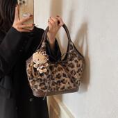 韩版 复古毛绒豹纹托特包包新款 大容量蝴蝶结通勤手提包通勤腋下包