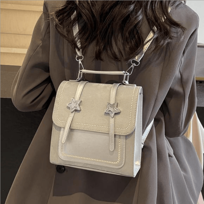 小型旅游双肩包超低价轻便通用