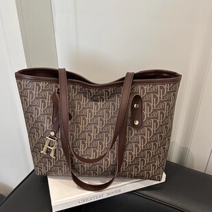 高级质感大容量大包包女2025新款秋冬时尚单肩包百搭通勤托特包