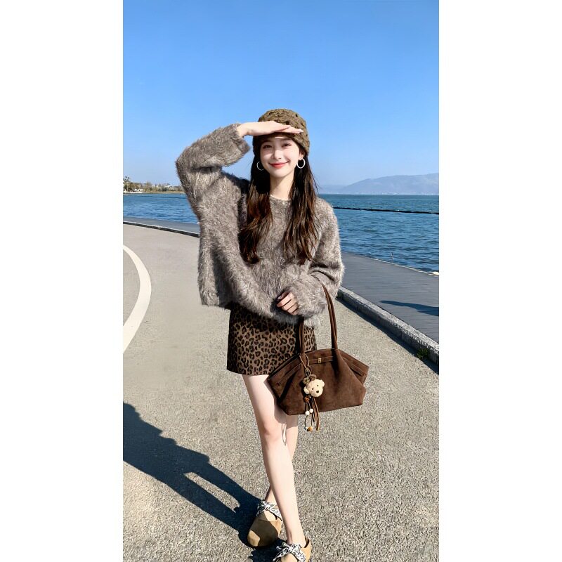 MARIE.COCO韩系新款慵懒风复古针织上女搭豹纹半身裙秋冬时尚套装