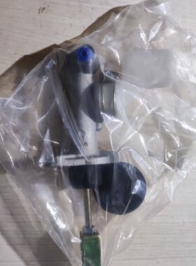 进口蓝鸟U13离合器总泵93-97款蓝鸟离合器总泵特价清仓