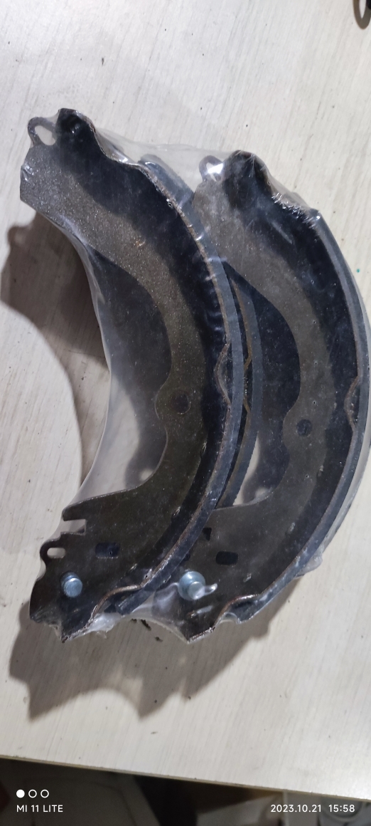 适配NV200刹车片原厂升级陶瓷汽车专用原装正品后轮制动片刹车片