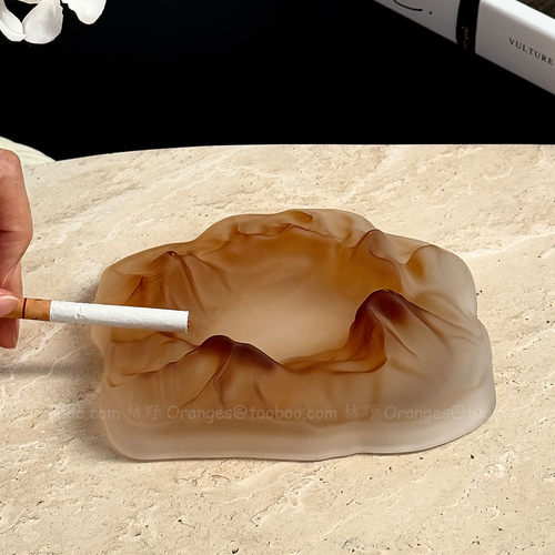 美拉德复古棕磨砂冰山家用烟灰缸