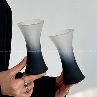 高级感磨砂黑收腰观山杯ins风玻璃杯香槟杯鸡尾酒杯果汁杯冷饮杯