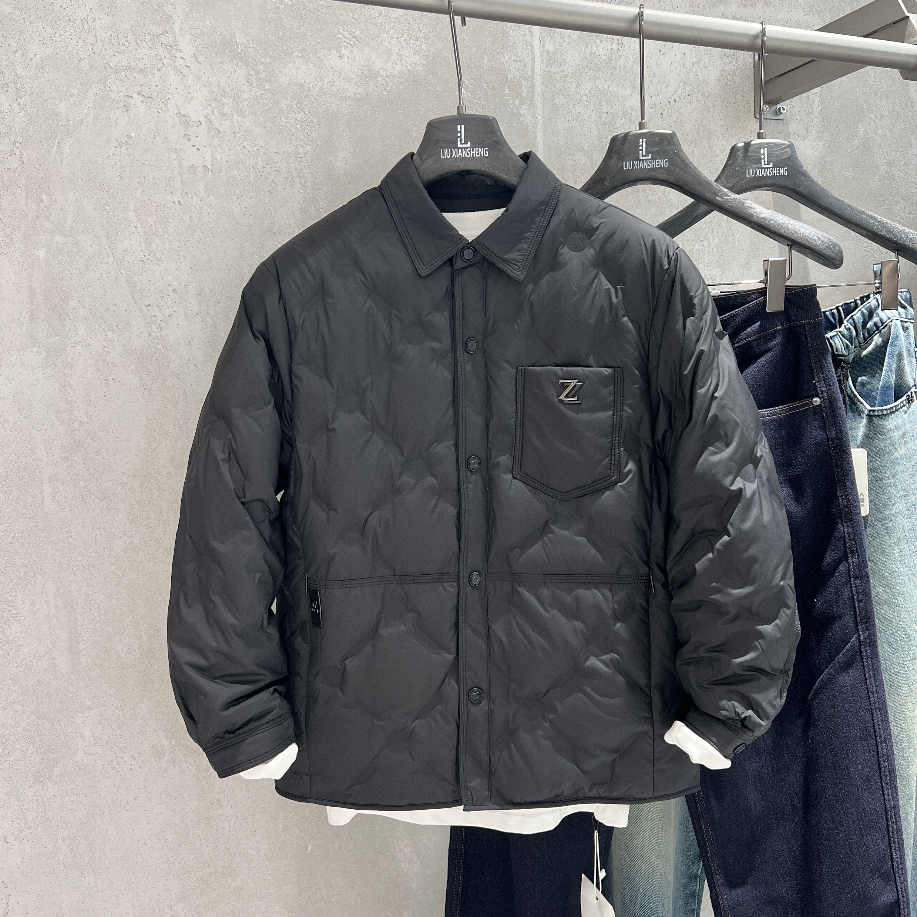 轻薄90白鸭绒羽绒服翻领鸭绒外套