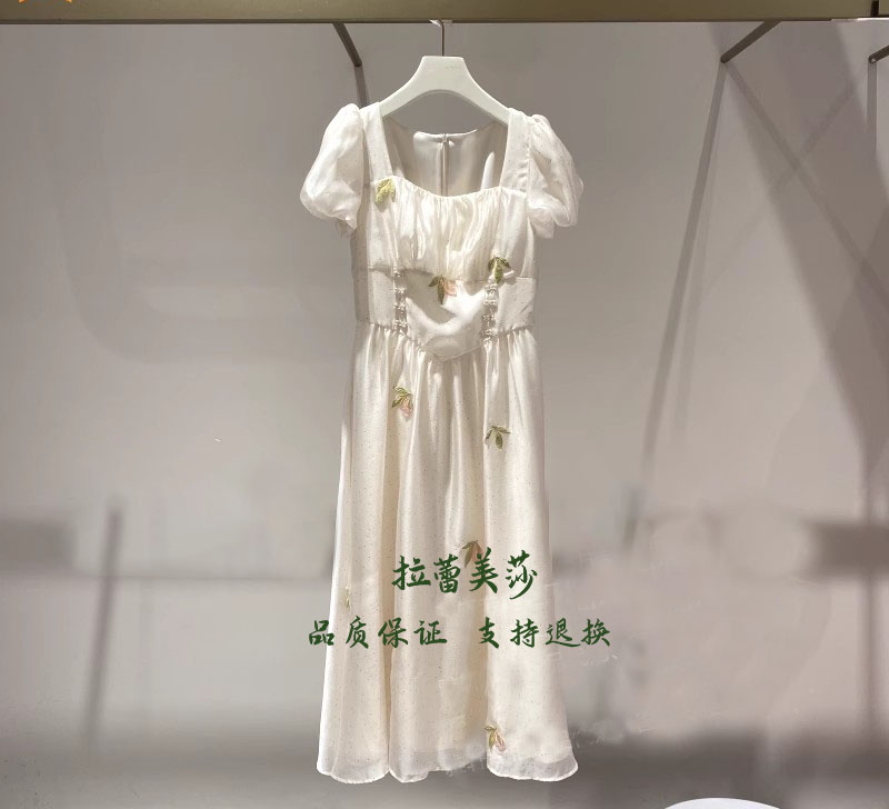 现货速发2024夏新款复古灯笼袖收腰连衣裙CLA2081380