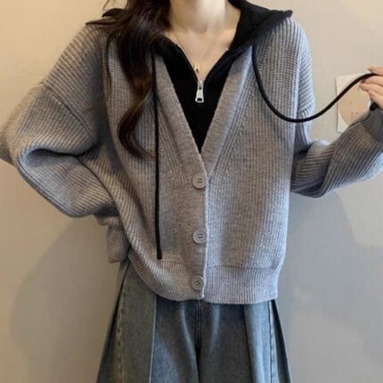 灰色连帽假两件毛衣外套女秋冬宽松慵懒风设计感加厚针织开衫上衣