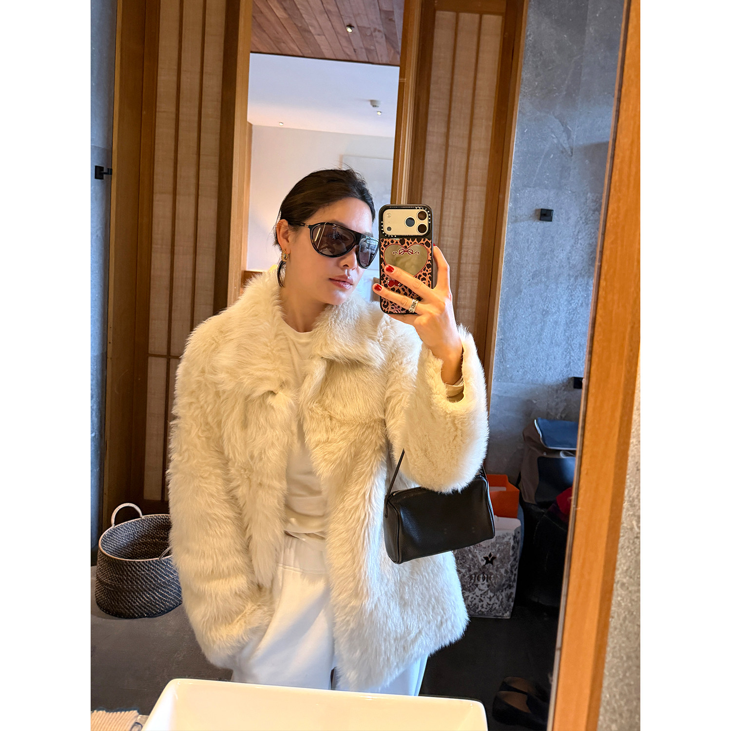 【01/12 10点上新】 新年显贵战袍 托斯卡纳皮毛一体外套