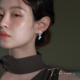 轻奢闪锆百搭耳环女小众设计高级感耳钉耳饰2026新款 星星点点
