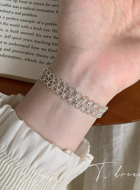 Nicedream法式银色镂空蕾丝手链