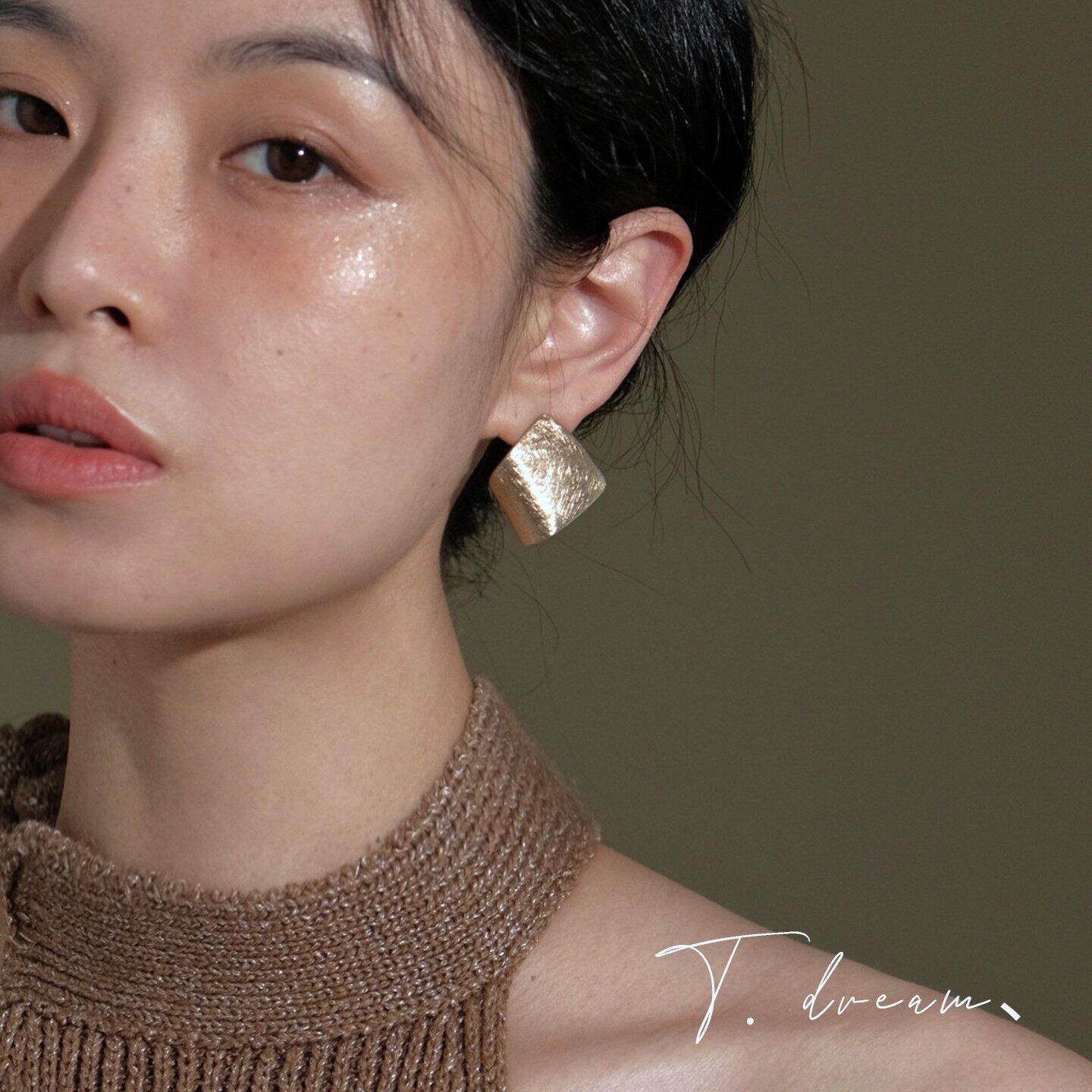《咖啡时光》通勤拉丝几何耳环女小众设计高级耳饰耳钉2026新款