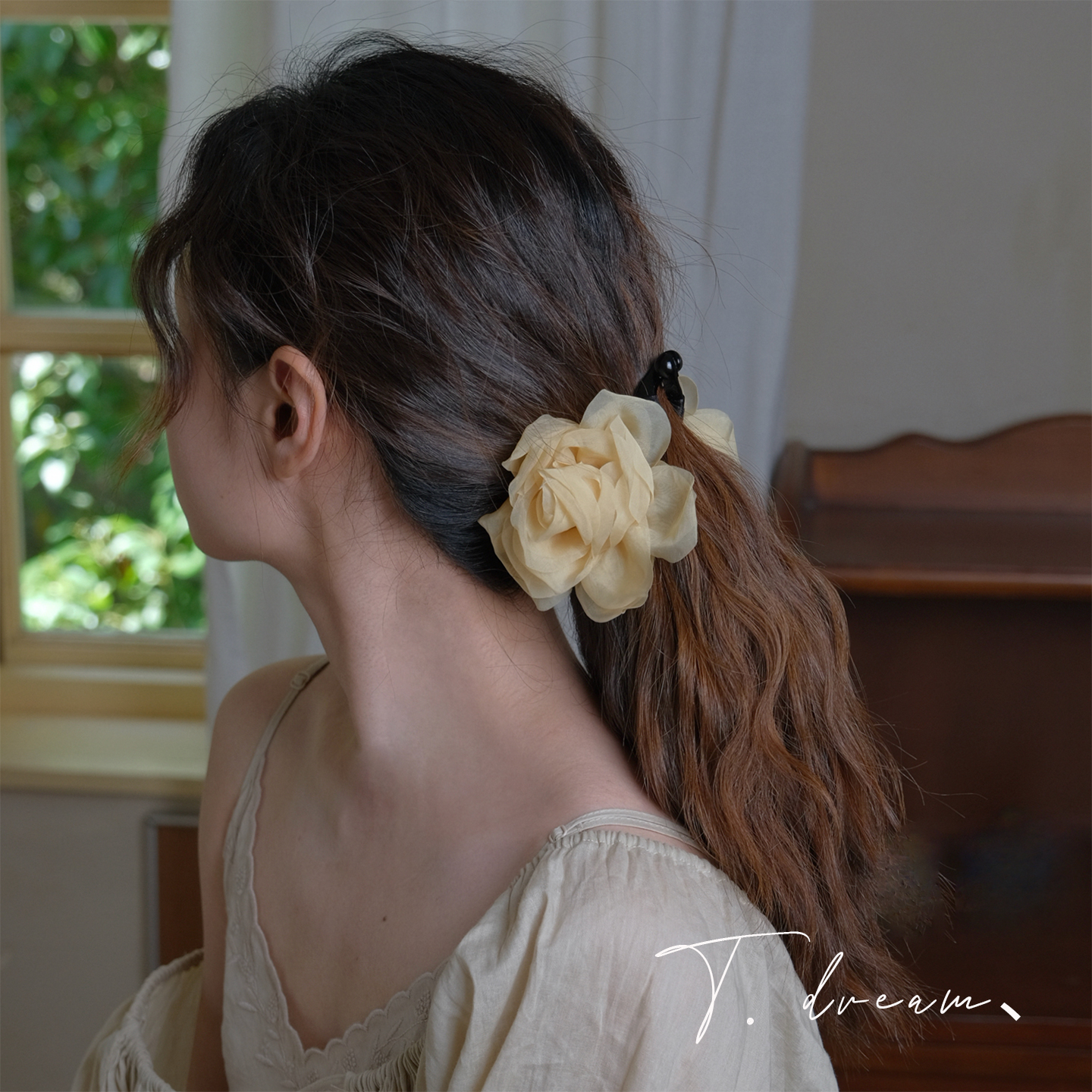 仲夏夜之梦薄纱浪漫花朵马尾抓