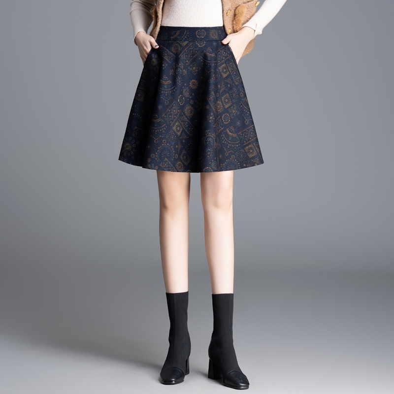 复古印花短裙a字裙女秋冬2025新款高腰显瘦半身裙百搭休闲伞裙子