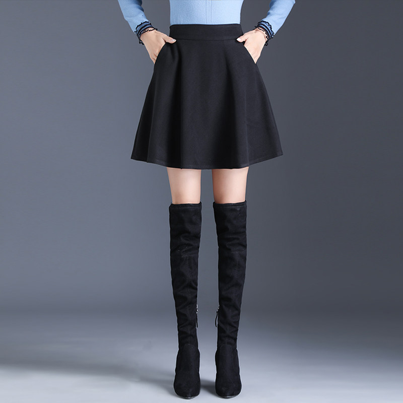 A字裙半身裙女短裙伞裙2021秋冬新款高腰厚款防走光裤裙显瘦裙子