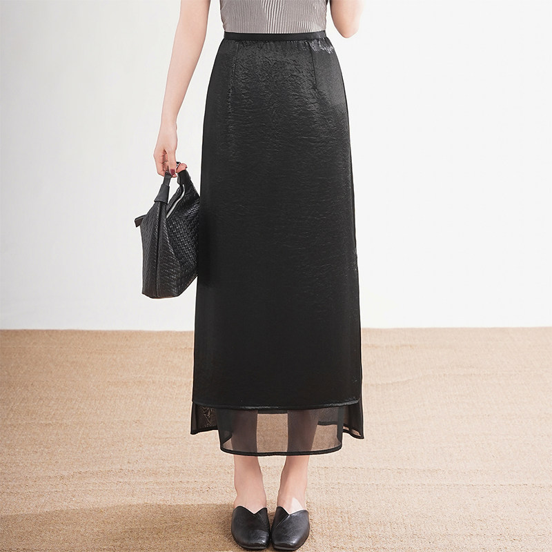 高级感醋酸缎面直筒长裙半身裙女春夏2026新款高腰网纱拼接一步裙
