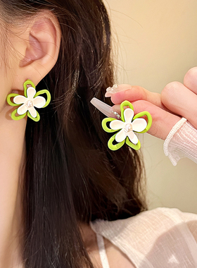 绿色花朵耳钉女小众设计感高级气质甜美可爱少女心学生简约耳环女