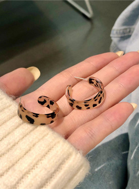 S925银针豹纹耳钉耳环韩国网红耳圈圆圈耳饰2023年新款潮秋冬A99
