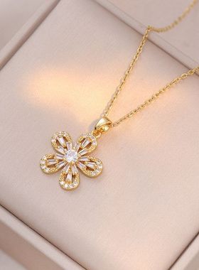 项链女韩版小众设计钛钢项链气质简约锆石花朵吊坠锁骨链颈链饰品