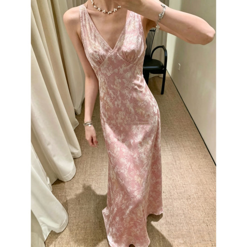 至上-26夏上新轻奢优雅绝美香云纱V领斜裁修身连衣裙w3566