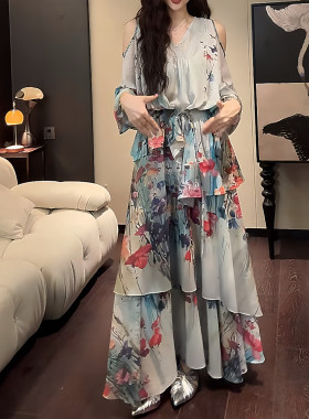 三吉黑花【花信风】新中式连衣裙子2025新款度假印花两件拖尾长裙