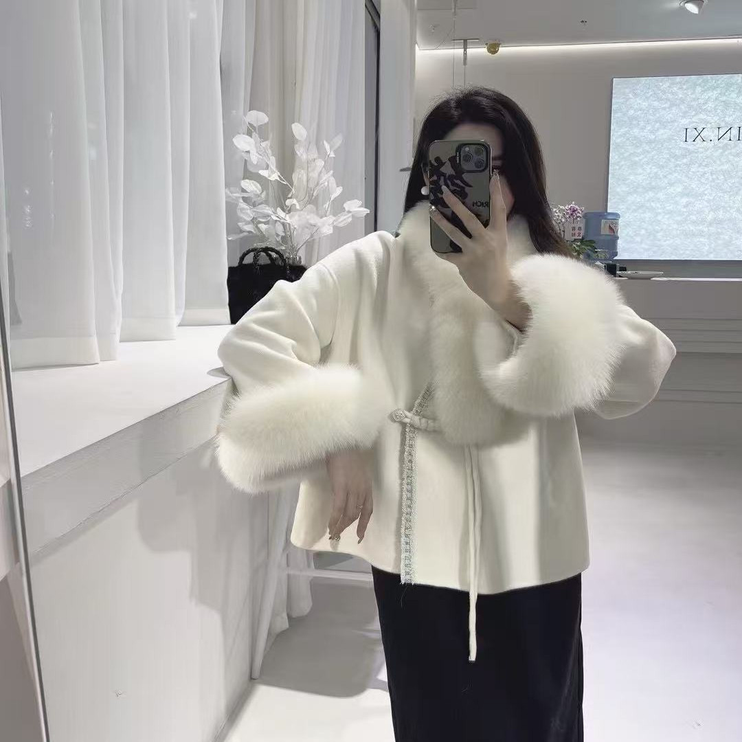 2025羊毛大衣女狐狸毛领短款小香风围巾款双面羊毛斗篷外套,女装/女士精品,皮草,淘宝优惠券,粉丝福利购,淘宝优惠卷