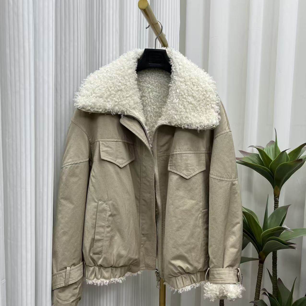 海宁女士时尚全羊毛两面穿保暖颗粒外套,女装/女士精品,皮草,淘宝优惠券,粉丝福利购,淘宝优惠卷