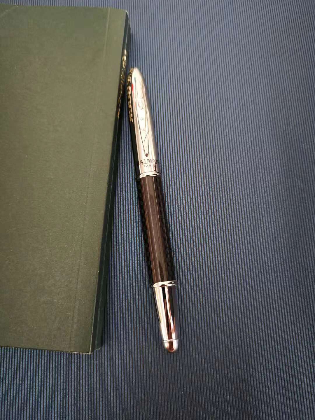 碳纤编织法国巴尔漫签字笔轻奢宝珠笔黑色高档金属笔巴黎秀场礼品