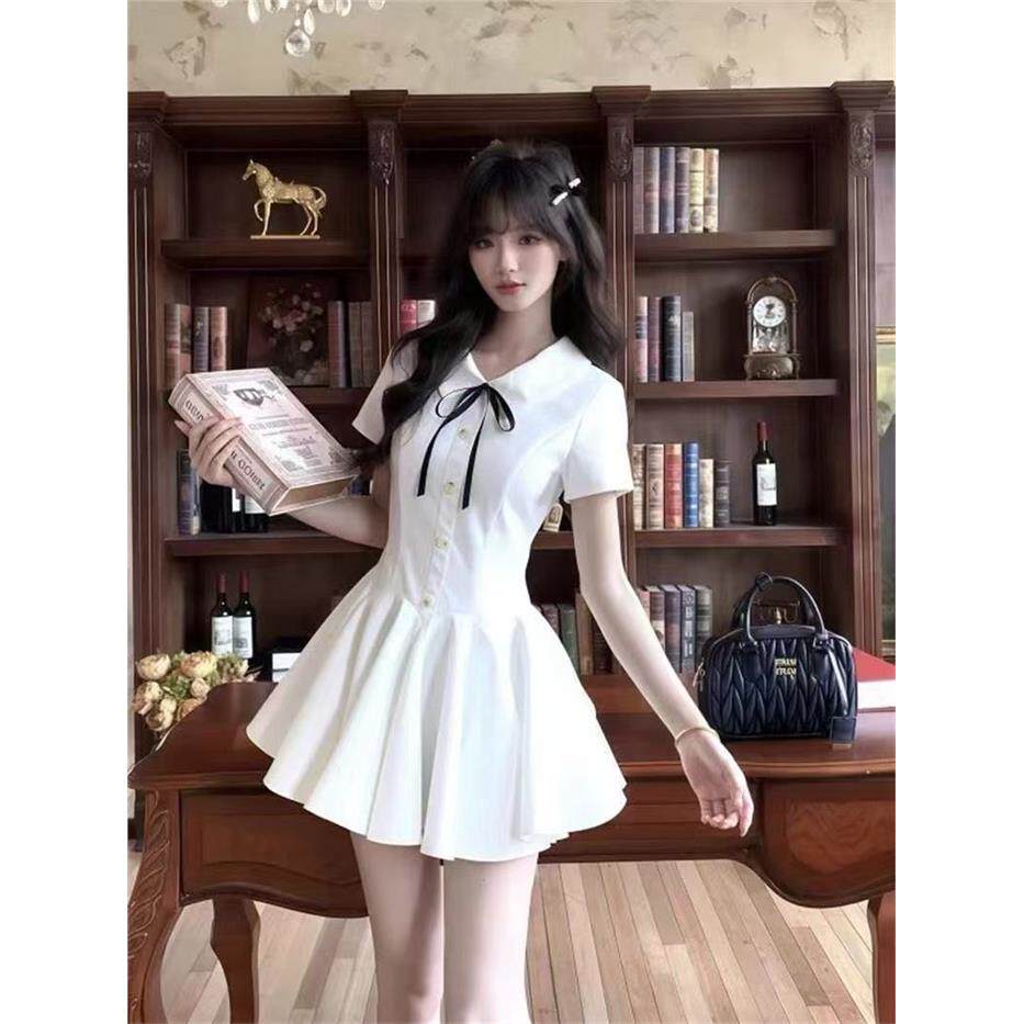 温柔学院风白色连衣裙蝴蝶结娃娃领女夏季绝美A字百褶短裙小个子