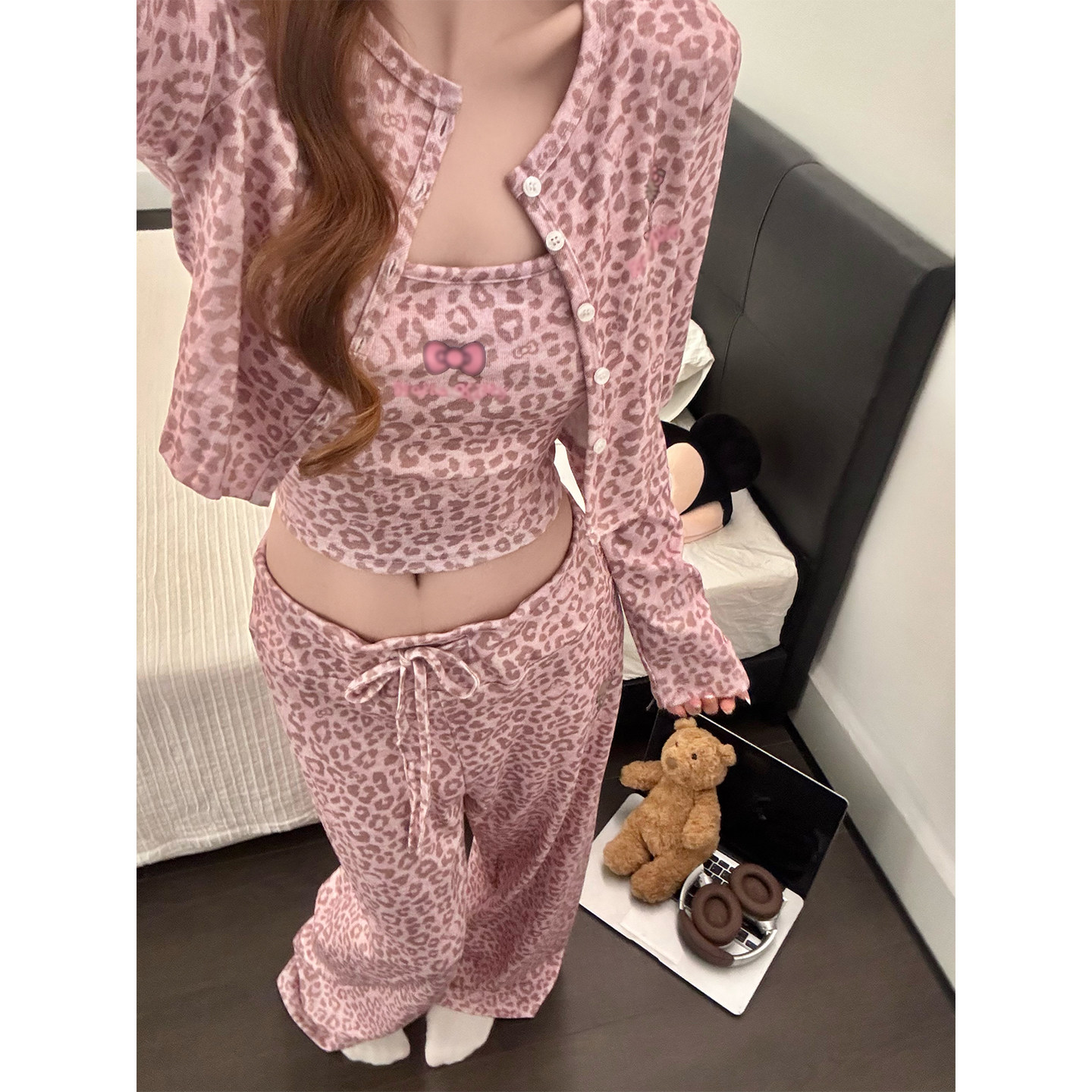 HEARMES ins风甜美豹纹带胸垫睡衣女春夏纯欲吊带长袖长裤三件套