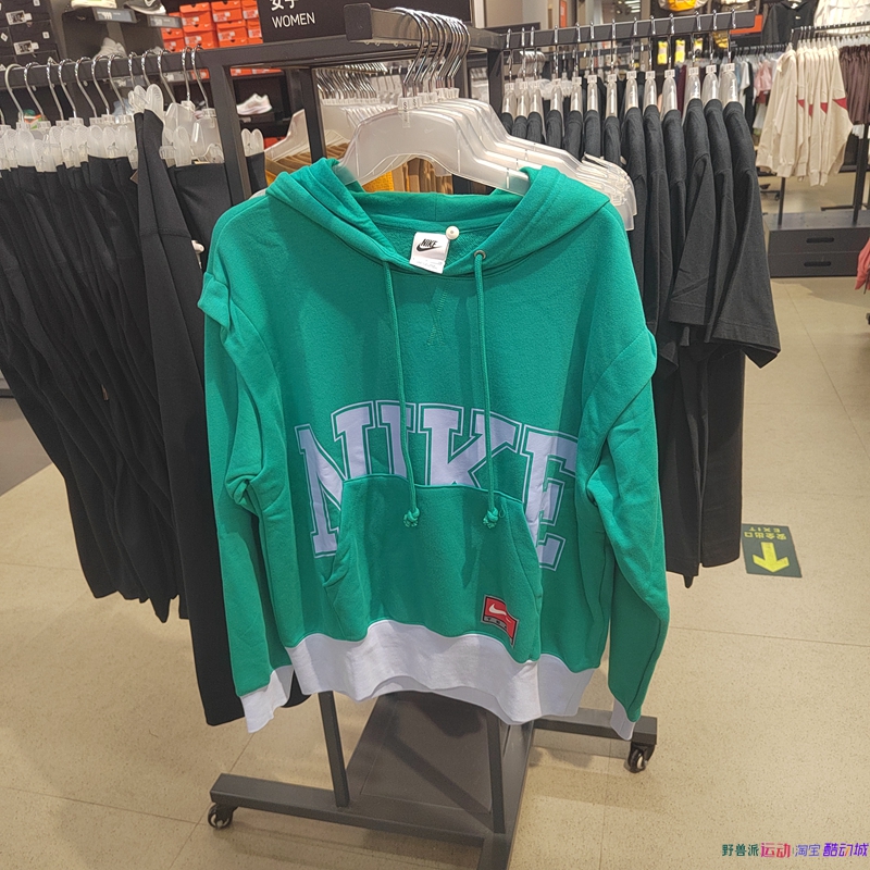 耐克运动休闲女子套头保暖卫衣