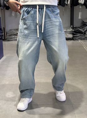 微腾春夏新款弯刀阔腿浅蓝色牛仔裤男美式复古痞帅水洗宽松直筒裤