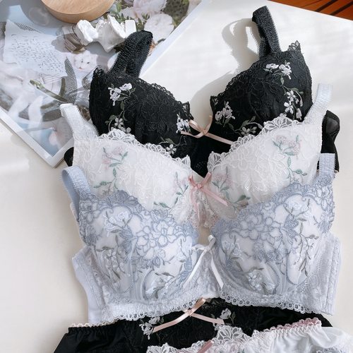 甜美日系聚拢软钢圈蕾丝仙女风