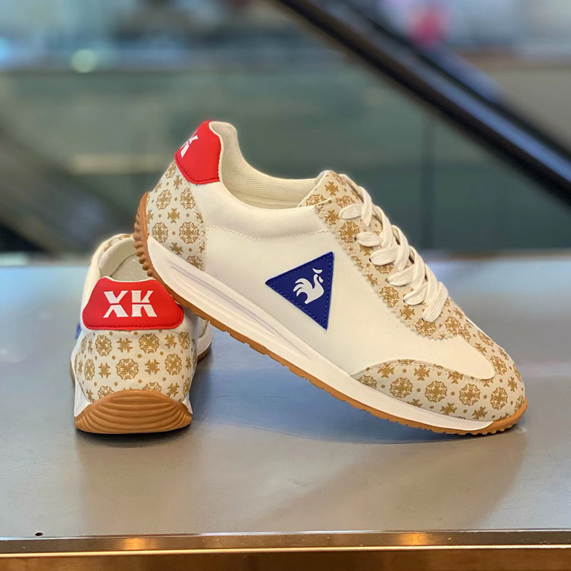 秋季新款百搭男士潮流休闲鞋软底透气舒适阿甘鞋网红爆款大公鸡