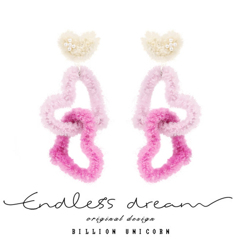 芭比配饰原创毛绒耳环多巴胺穿搭爱心Y2K耳饰小众耳钉甜酷女孩