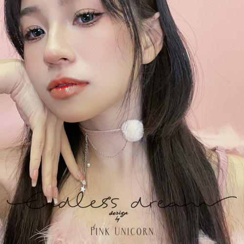Pinku女兔子尾巴毛绒choker