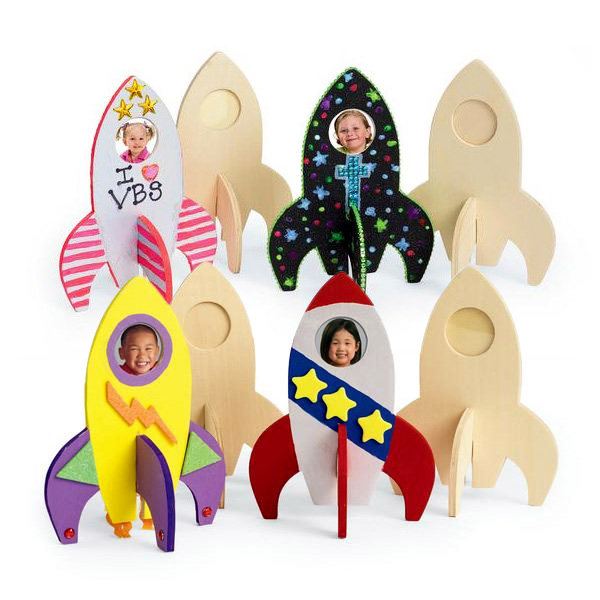 儿童手工diy木制白坯玩具幼儿园白模上色彩绘涂鸦木质火箭相框6套