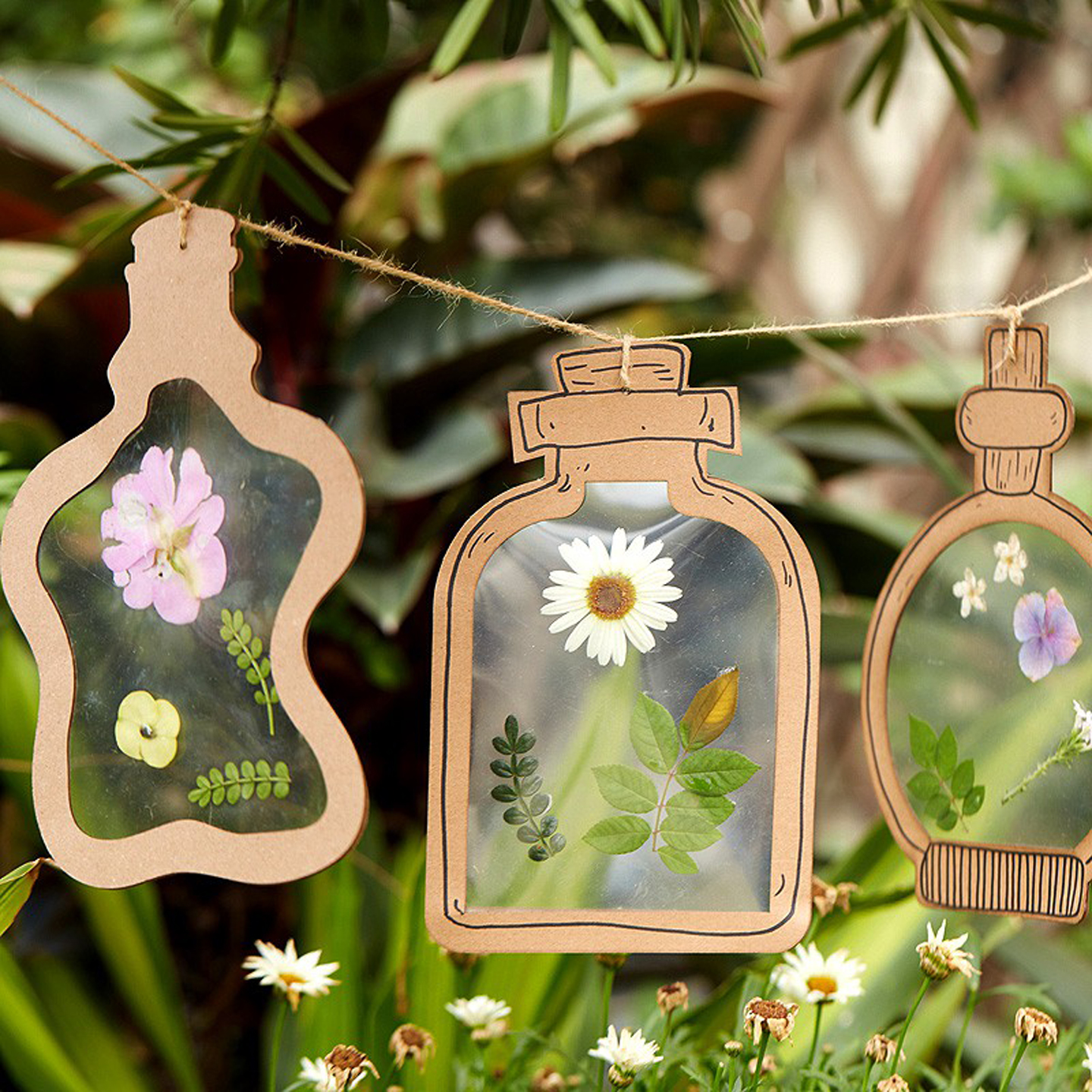 儿童diy透明瓶子书签标本粘贴画