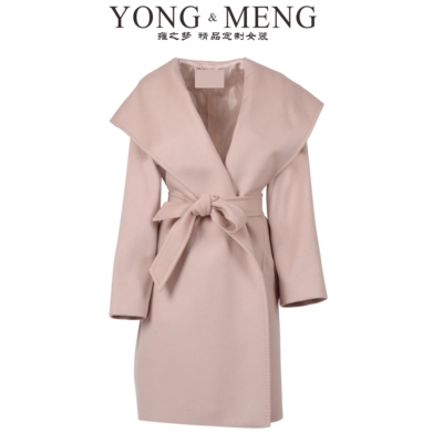 粉色羊毛呢连帽系带收腰大衣
