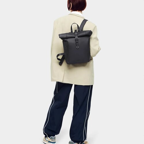 香港现货GastonLuga防水双肩包