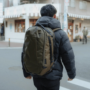 Able 30升 Carry backpack 户外防水双肩背包 Max 香港品牌