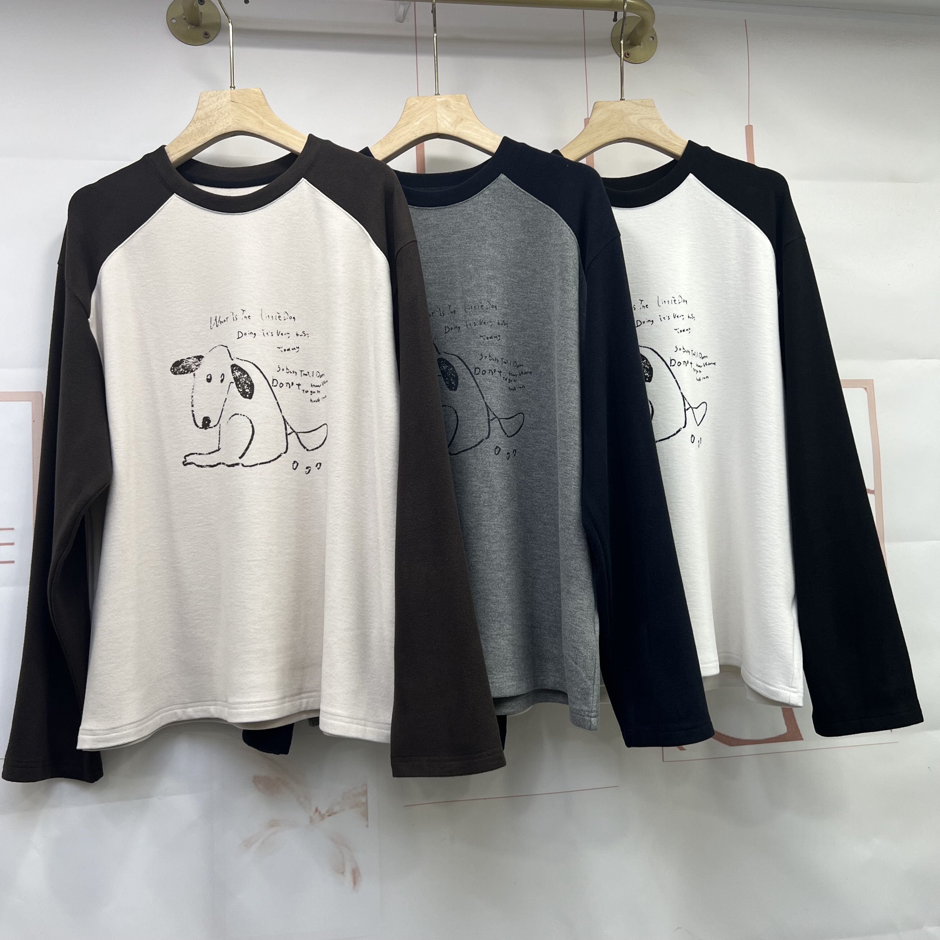 水木工芳2025秋冬新款百搭显瘦休闲旺财图案圆领长袖T恤女9126