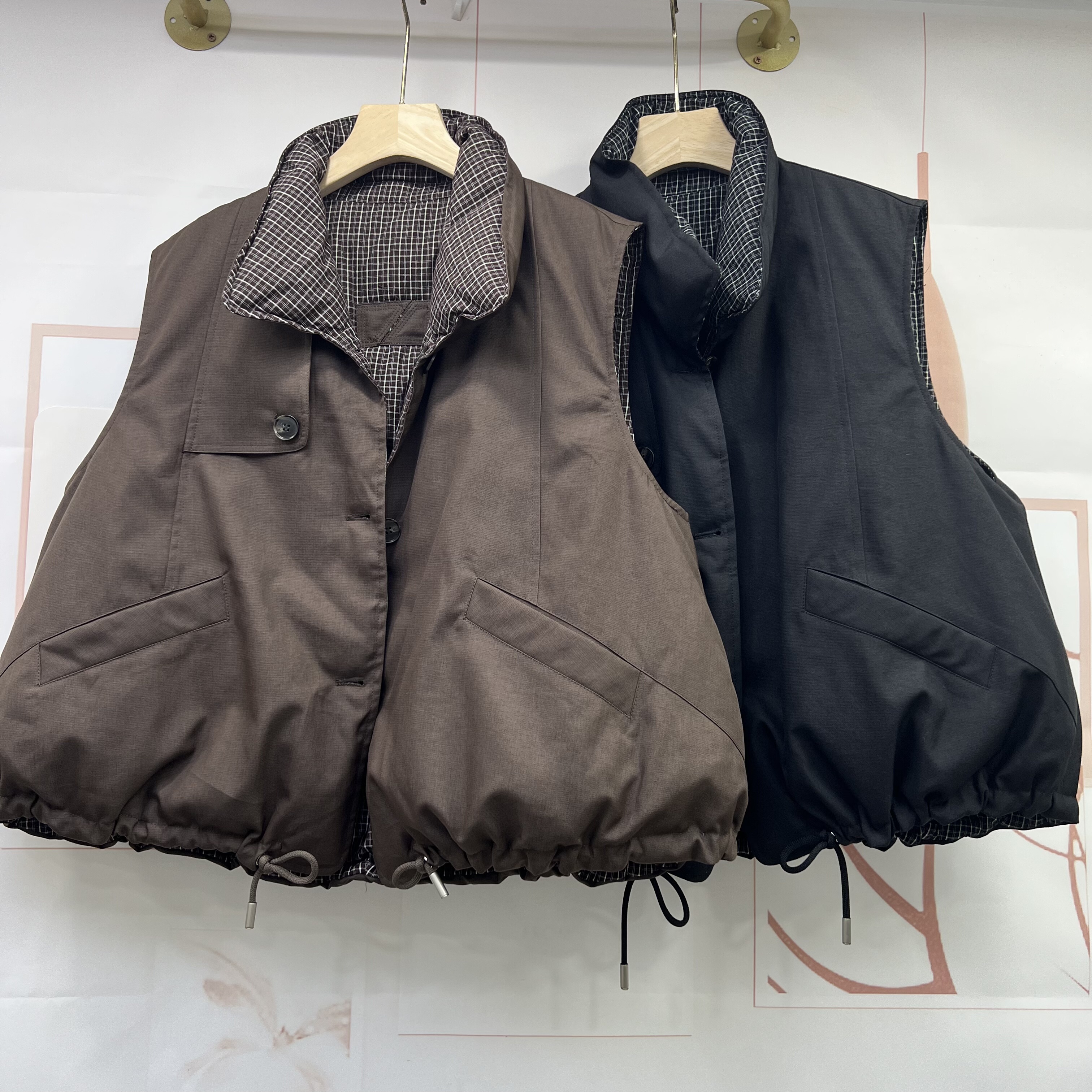 水木工芳2025冬季新款百搭显瘦休闲可两面穿鹅绒马甲女9157