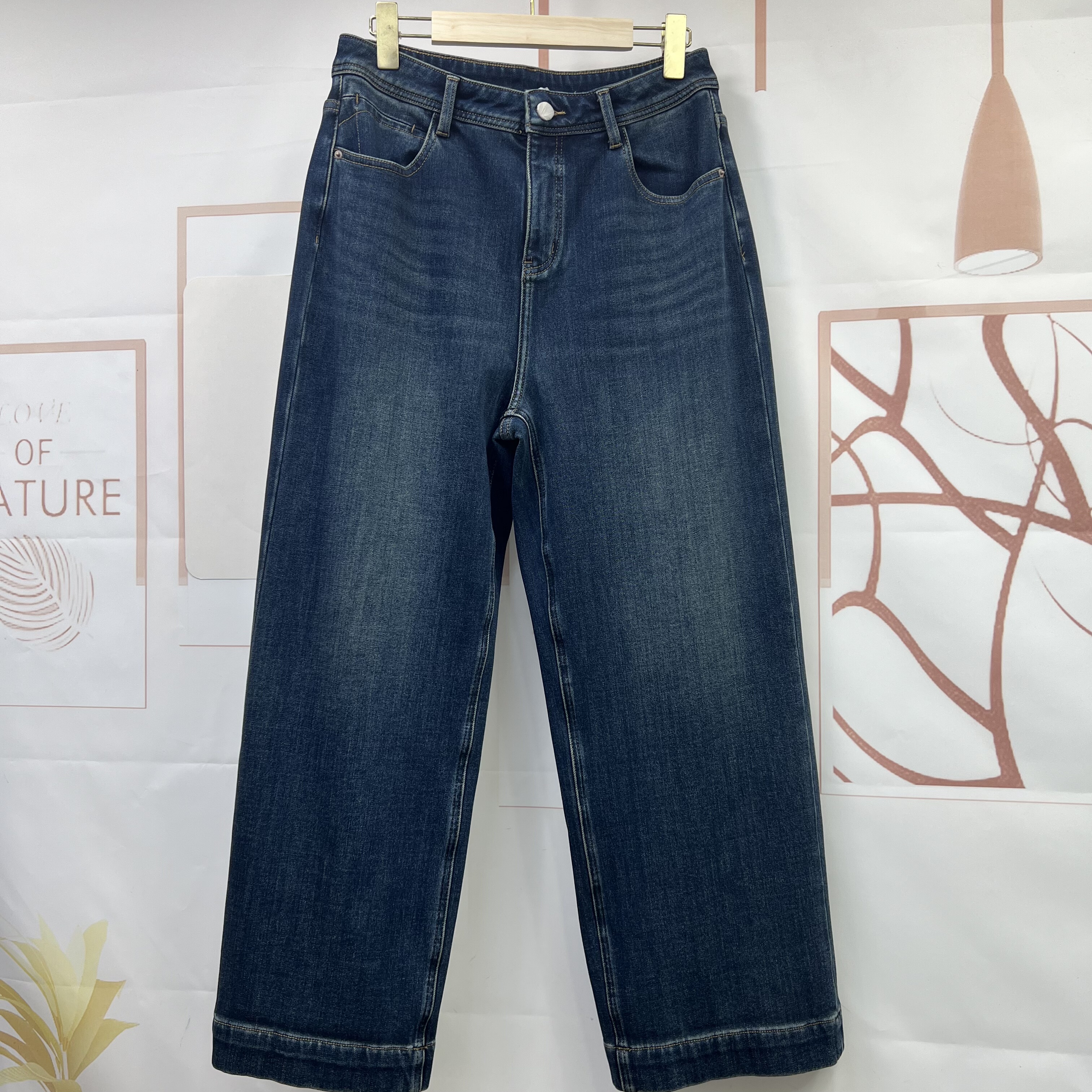 水木工芳2025冬季新款百搭显瘦抓绒休闲直筒牛仔裤女9128