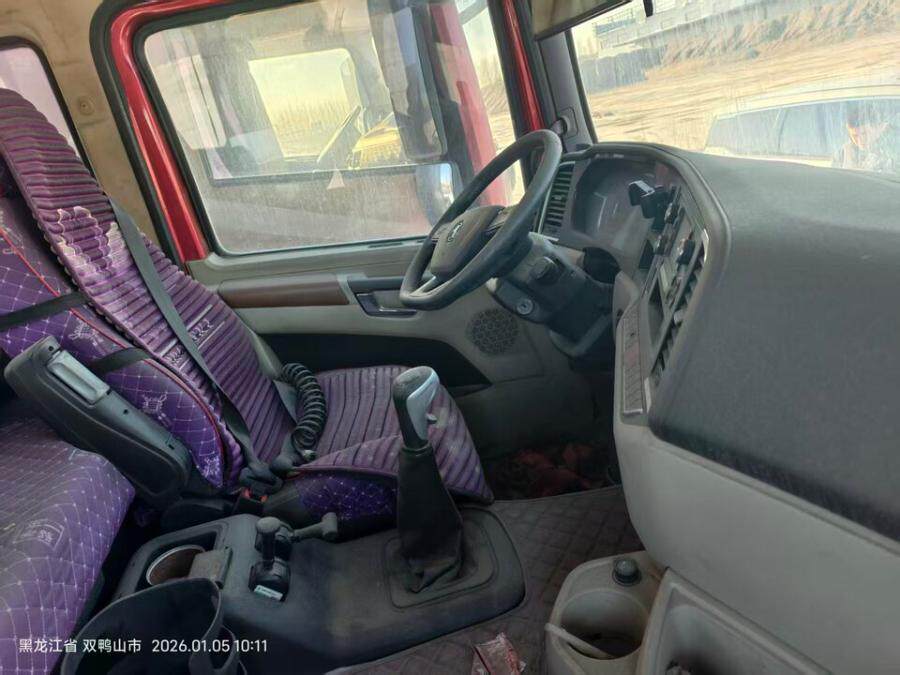 3月16日双鸭山陕汽牌重型半挂牵引车，车牌号：黑JA3776网络拍卖公告